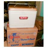 KNAPP MONARCH ICE CHEST