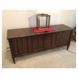 Vintage Zenith record player/cabinet