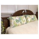 King size bed 