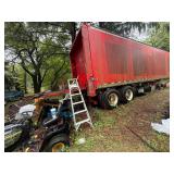 35 ft semi trailor /lift
