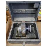 https://www.bidspotter.com/en-us/auction-catalogues/bscbro/catalogue-id-brolyn10284/lot-da41ec2f-30d