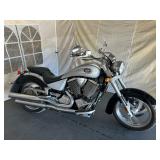 2005 Victory Kingpin Motorcycle